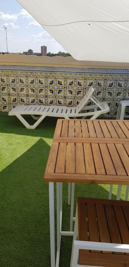 זמורה Apartamentos La Muralla מראה חיצוני תמונה