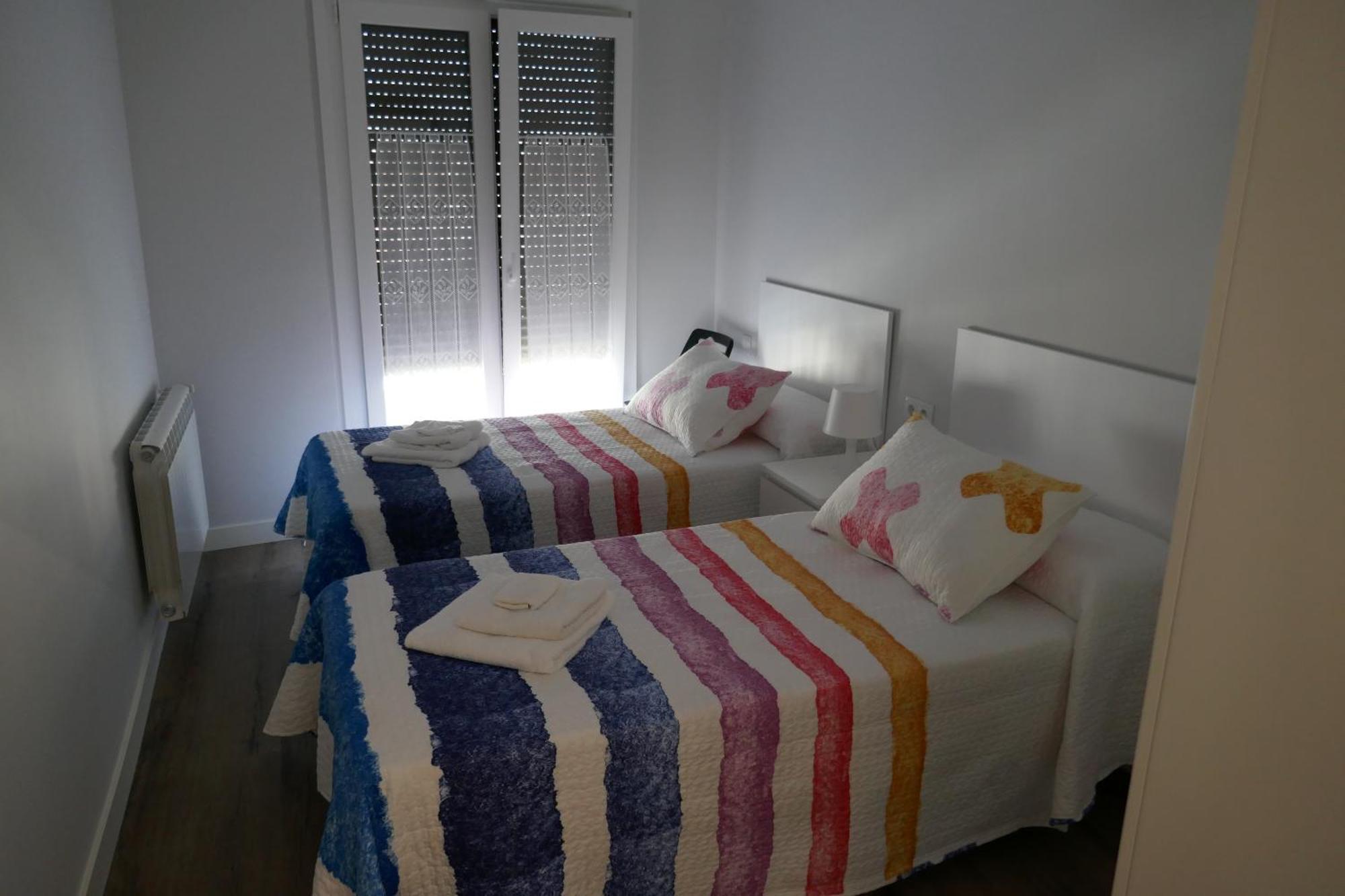 זמורה Apartamentos La Muralla מראה חיצוני תמונה