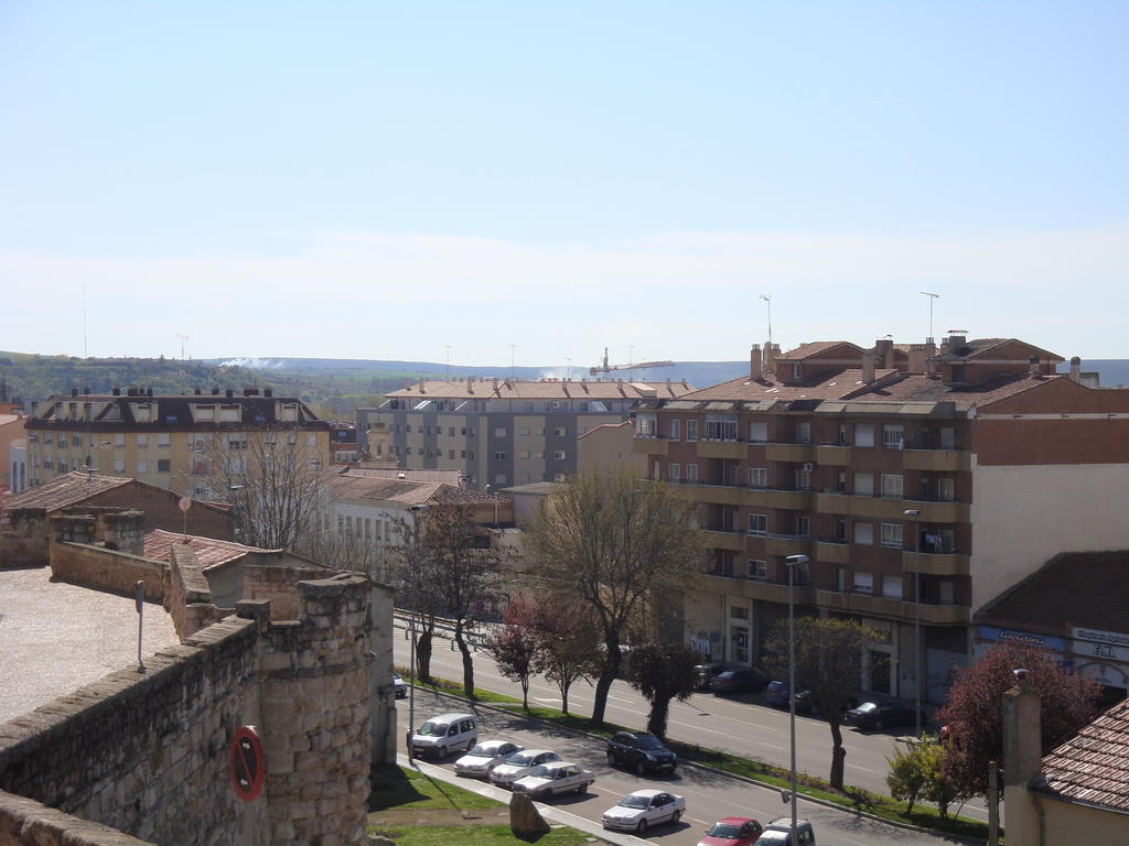 זמורה Apartamentos La Muralla מראה חיצוני תמונה
