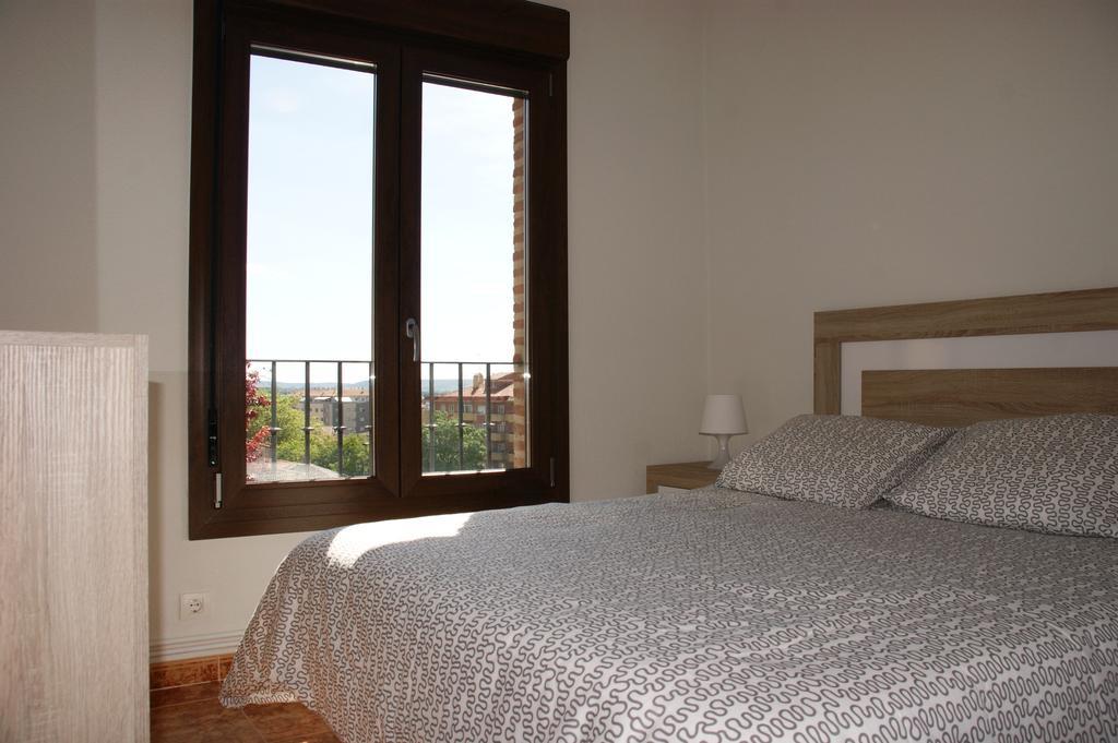 זמורה Apartamentos La Muralla מראה חיצוני תמונה