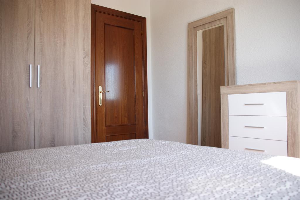 זמורה Apartamentos La Muralla מראה חיצוני תמונה