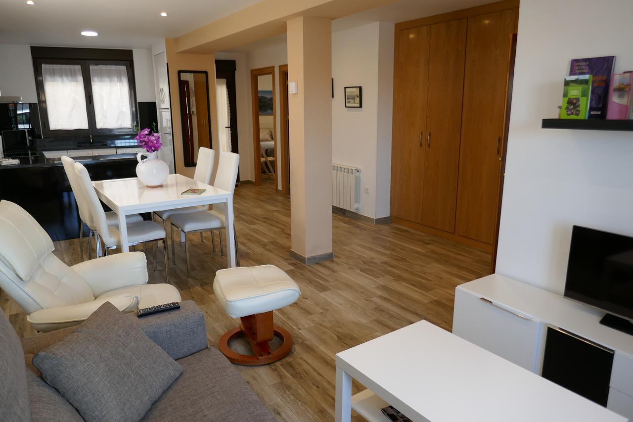 זמורה Apartamentos La Muralla מראה חיצוני תמונה